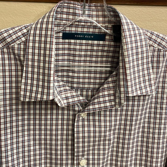 PERRY ELLIS men’s cotton button down plaid casual shirt blue white red size Med - Picture 1 of 12